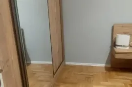 ქირავდება ბინა, 4 ოთახიანი, ძველი აშენებული, თბილისი, მუხიანი