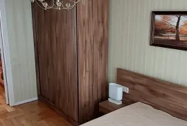 ქირავდება ბინა, 4 ოთახიანი, ძველი აშენებული, თბილისი, მუხიანი