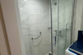 ქირავდება ბინა დღიურად, 1 ოთახიანი, ახალი აშენებული, ბათუმი, ხიმშიაშვილის უბანი