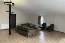 Аренда Дома, 7 Kомнатная, Тбилиси, Темка