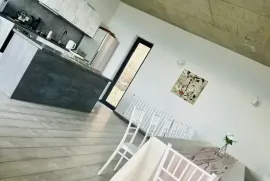 Аренда Посуточно, 8 Kомнатная, Мцхетский район, Saguramo