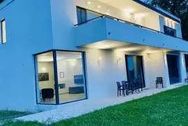 Аренда Посуточно, 8 Kомнатная, Мцхетский район, Saguramo