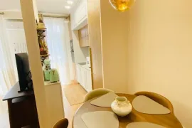 იყიდება ბინა, 3 ოთახიანი, ახალი აშენებული, ბათუმი