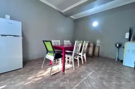 იყიდება სახლი, 20 ოთახიანი, თბილისი, დიდი დიღომი