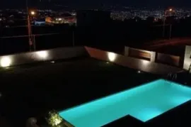 იყიდება სახლი, 6 ოთახიანი, თბილისი, მთაწმინდა