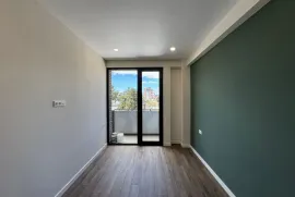 Продается квартира, 3 Kомнатная, Новостройка, Тбилиси, Ортачала