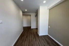 Продается квартира, 3 Kомнатная, Новостройка, Тбилиси, Ортачала