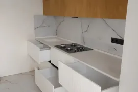 იყიდება ბინა, 3 ოთახიანი, ძველი აშენებული, თბილისი, დიღმის მასივი