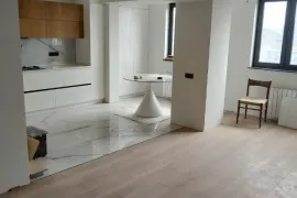 იყიდება ბინა, 3 ოთახიანი, ძველი აშენებული, თბილისი, დიღმის მასივი