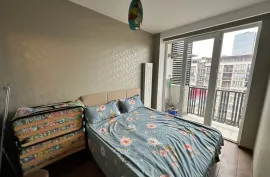 იყიდება ბინა, 2 ოთახიანი, ძველი აშენებული, ბათუმი