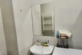 ქირავდება ბინა, 2 ოთახიანი, ახალი აშენებული, ბათუმი, ხიმშიაშვილის უბანი