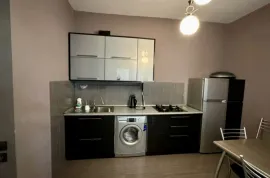 ქირავდება ბინა, 2 ოთახიანი, ძველი აშენებული, თბილისი, ვაკე