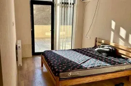 ქირავდება ბინა, 3 ოთახიანი, ახალი აშენებული, თბილისი, საბურთალო