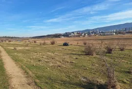 იყიდება მიწის ნაკვეთი, არა სასოფლო - სამეურნეო, ლისის ტბა