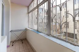 ქირავდება ბინა, 2 ოთახიანი, ახალი აშენებული, თბილისი, ვერა