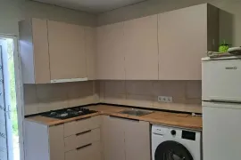 ქირავდება სახლი, 3 ოთახიანი, ბათუმი, თამარის დასახლება