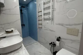 იყიდება ბინა, 1 ოთახიანი, ახალი აშენებული, ბათუმი, ხიმშიაშვილის უბანი