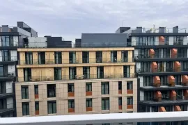 იყიდება, სასტუმრო