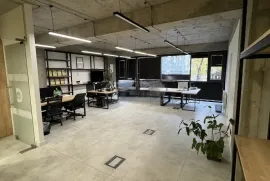 ქირავდება, საოფისე ფართი, ვაკე