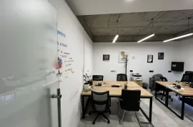 ქირავდება, საოფისე ფართი, ვაკე