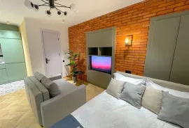 ქირავდება ბინა, 1 ოთახიანი, ძველი აშენებული, თბილისი, მთაწმინდა