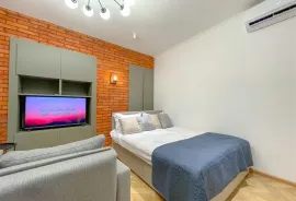 Аренда, 1 Kомнатная, Старое здание, Тбилиси, Мтацминда