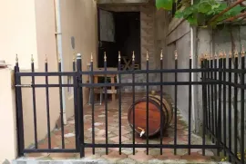 Продается , Гостиница, Гонио