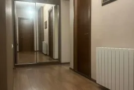 იყიდება ბინა, 3 ოთახიანი, ახალი აშენებული, თბილისი, დიღმის მასივი