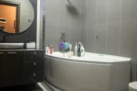 იყიდება ბინა, 3 ოთახიანი, ახალი აშენებული, თბილისი, დიღმის მასივი