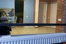 ქირავდება სახლი დღიურად, 5 ოთახიანი, თბილისი, მუხიანი