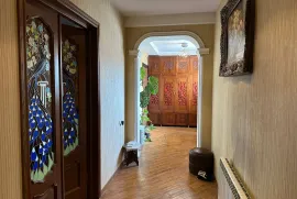 იყიდება ბინა, 4 ოთახიანი, ახალი აშენებული, თბილისი, დიდუბე