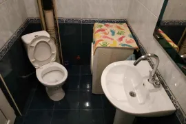 For Rent, 2 Room, Old building, Tbilisi, Sanzona