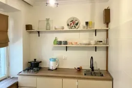 ქირავდება ბინა, 1 ოთახიანი, ძველი აშენებული, თბილისი, საბურთალო