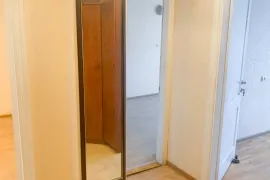 იყიდება ბინა, 3 ოთახიანი, ძველი აშენებული, თბილისი, საბურთალო