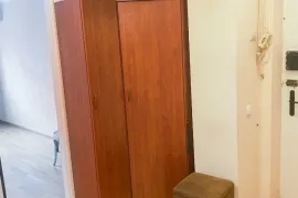 იყიდება ბინა, 3 ოთახიანი, ძველი აშენებული, თბილისი, საბურთალო