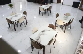 ქირავდება დღიურად, სასტუმრო, მესტია