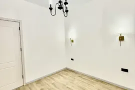 იყიდება სახლი, 3 ოთახიანი, თბილისი, სვანეთის უბანი