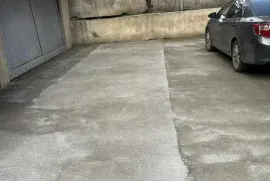 იყიდება, უნივერსალური კომერციული  ფართი, საბურთალო