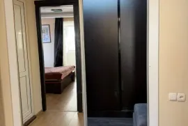 იყიდება სახლი, 8 ოთახიანი, თბილისი, ჩუღურეთი