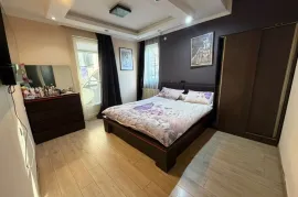 იყიდება სახლი, 8 ოთახიანი, თბილისი, ჩუღურეთი