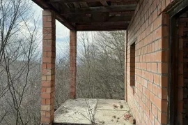 იყიდება სახლი, მცხეთა, ბურიანი