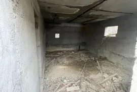 იყიდება სახლი, მცხეთა, ბურიანი