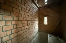 იყიდება სახლი, მცხეთა, ბურიანი