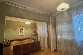 იყიდება ბინა, 4.5 ოთახიანი, ძველი აშენებული, თბილისი, გლდანი