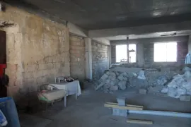 იყიდება ბინა, 3 ოთახიანი, ძველი აშენებული, თბილისი, დიდი დიღომი