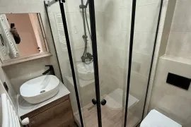 იყიდება ბინა, 1 ოთახიანი, ახალი აშენებული, ბათუმი