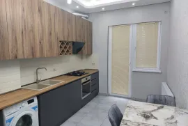 ქირავდება ბინა, 4 ოთახიანი, ძველი აშენებული, თბილისი, ვაკე