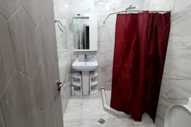 ქირავდება ბინა, 4 ოთახიანი, ძველი აშენებული, თბილისი, ვაკე