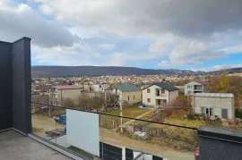 იყიდება სახლი, 7 ოთახიანი, თბილისი, დიდი დიღომი