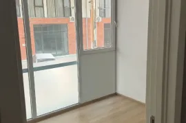 Продается , Универсальное коммерческое помещение, Варкетили